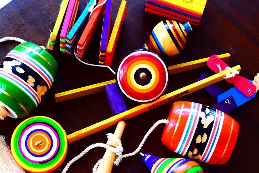 CasaMexicoMEX's tweet image. ¿Sabías que el 4 de Julio es el día mundial del Yoyo? 😆
.
.
.
.
#yoyo #yoyoing #yoyoday #efemerides #sabiasque #datocurioso #saturdaymood #saturdayvibes #sabado #casamexico