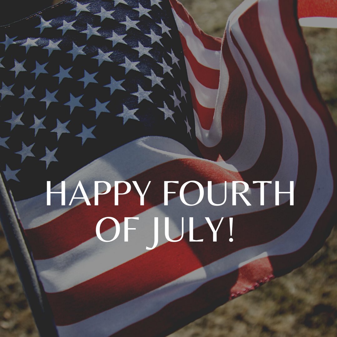 ChiUnionStation's tweet photo. Wishing everyone a safe and happy Fourth of July!
Happy Independence Day America 🇺🇸
#IndependenceDay #america #245th https://t.co/FeIkyJBCGt