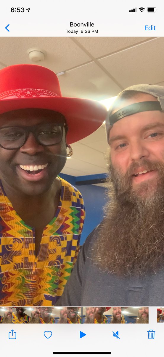 thebobbypryme's tweet photo. @BillyBass67 Oh yeah I made a friend that day https://t.co/BZwJEs8e8O