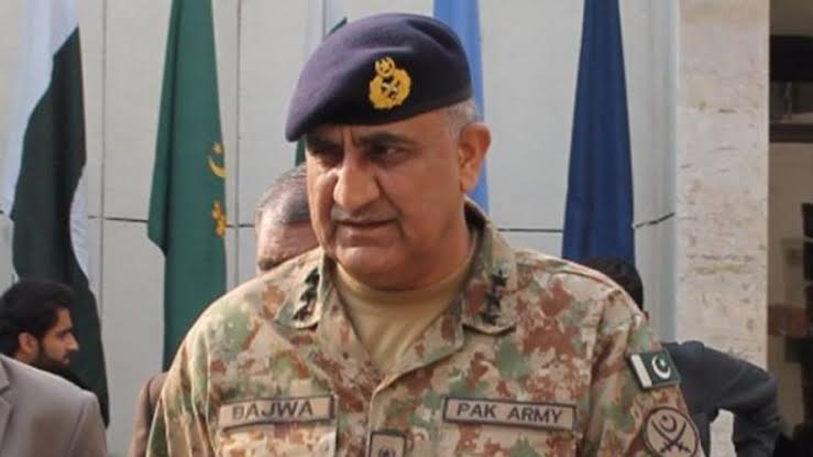 MairaTahir16's tweet photo. Sir please help us we are tired 🙏🙏🥺😞
#PakArmyHelpStudents 
#PakArmyHelpStudents 
#PakArmyHelpStudents 
#PakArmyHelpStudents https://t.co/ALcabnzHGb