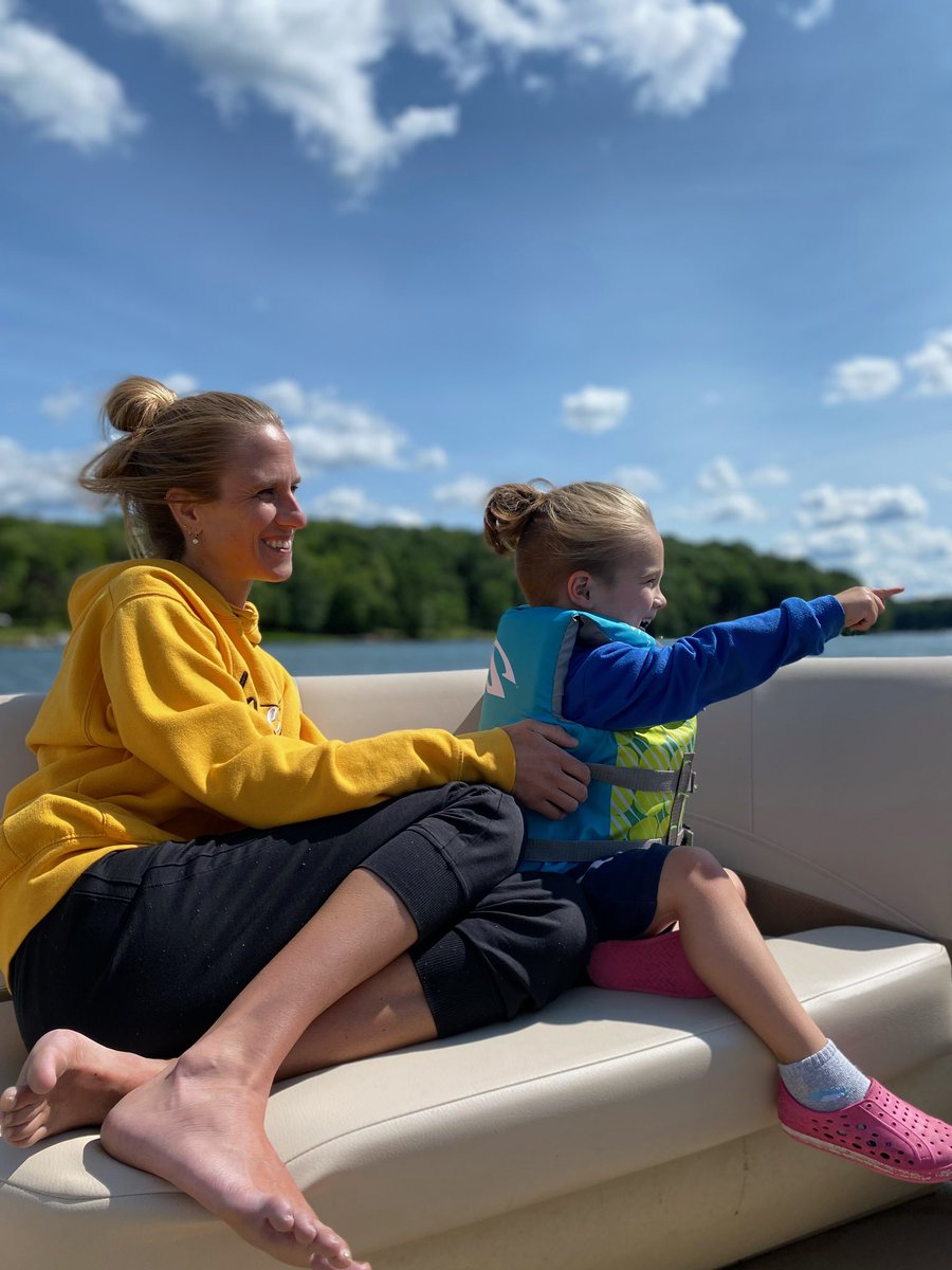 AnywhoKim's tweet photo. The 4th of July🇺🇸
Celebration💥
Family💙❤️
Boating and Food!!

@bar_built still makes an appearance because they are that good! Plus they make it so easy to take on the go!

#celebrate #The4thWithBuilt #imbuilt #builtbar https://t.co/tFV1Clf1bW