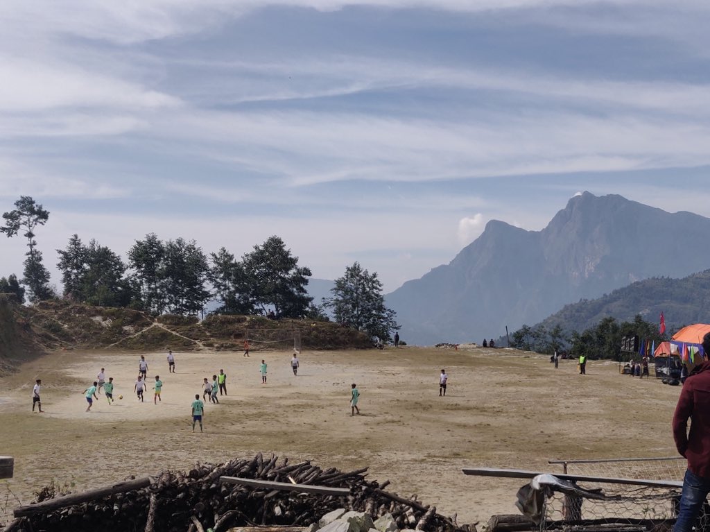 Joehindley11's tweet photo. @JoaquimCampa Baglung, Nepal https://t.co/36fkFZf6Xl