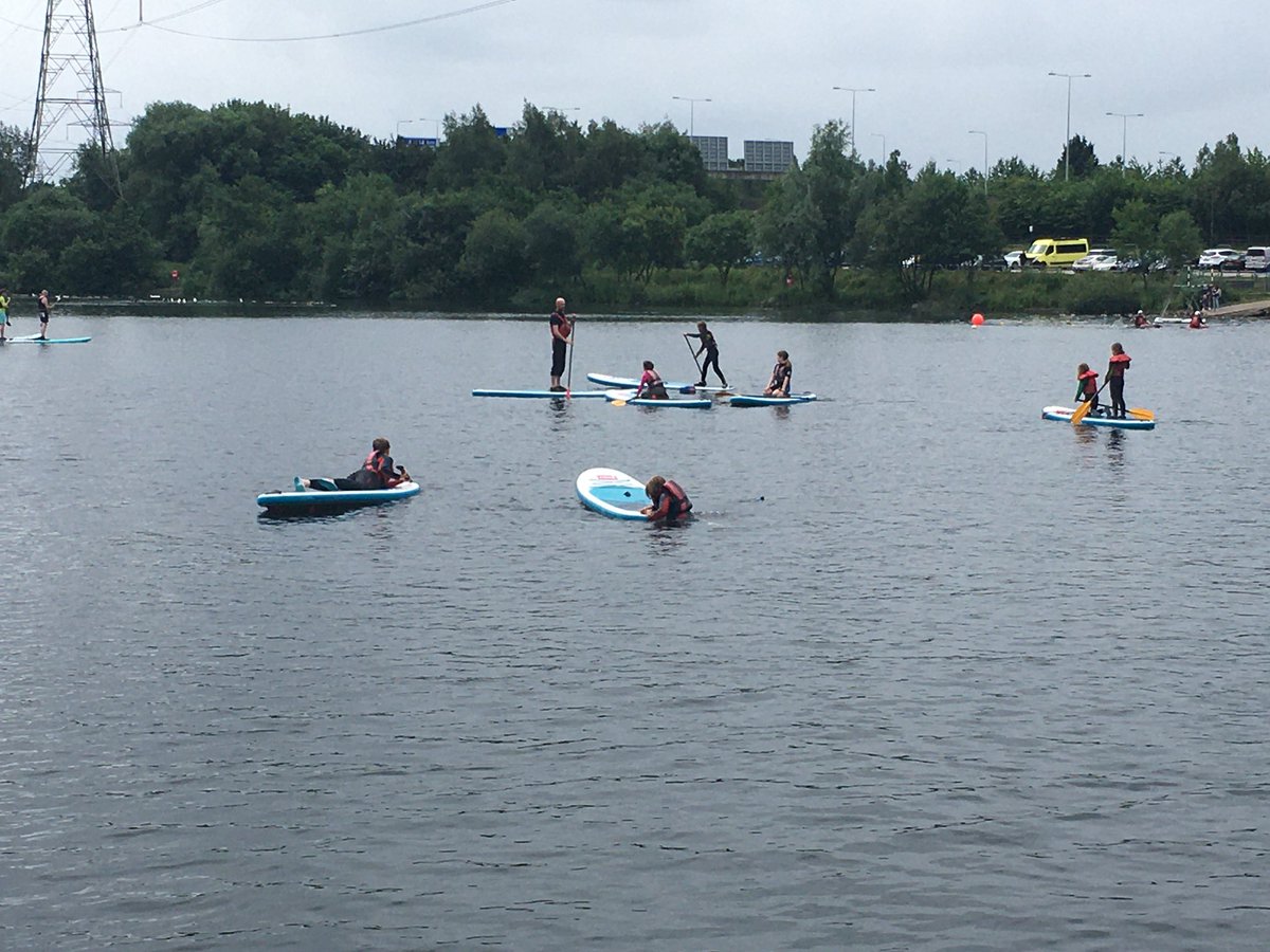 spmini's tweet image. We were having a good sporty weekend until we got Max’s isolation message! Fri -sailing Sat -sailing/kayaking, tennis and gym, sunday paddle boarding practicing self rescue, outdoor swimming and kayaking! @Broadoak_Year5 @Broadoak_Year3  @Broadoak_PE #HFF21