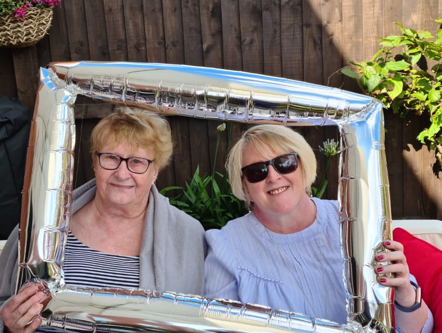 Nicky Ingham tweet media