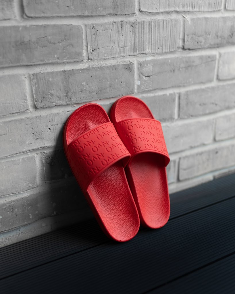 newvoldn's tweet photo. Slide into summer.. 👀☀️ https://t.co/E5rl30BKW0