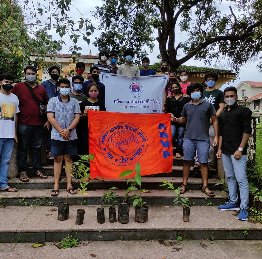 ABVPGoa's tweet photo. 'वृक्षवल्ली आम्हा सोयरी वनचरे' Karyakartas of ABVP Margao Unit carried out Greenयात्रा- tree plantation drive on the ocassion of Vanamohostav at Margao Muncipality Garden, Children's Park Gogol,Ganapati Murugan Temple Rawanfond and Shree, Shripad Shrivallabh Temple Curtorim. https://t.co/iZ0uNxxq5D
