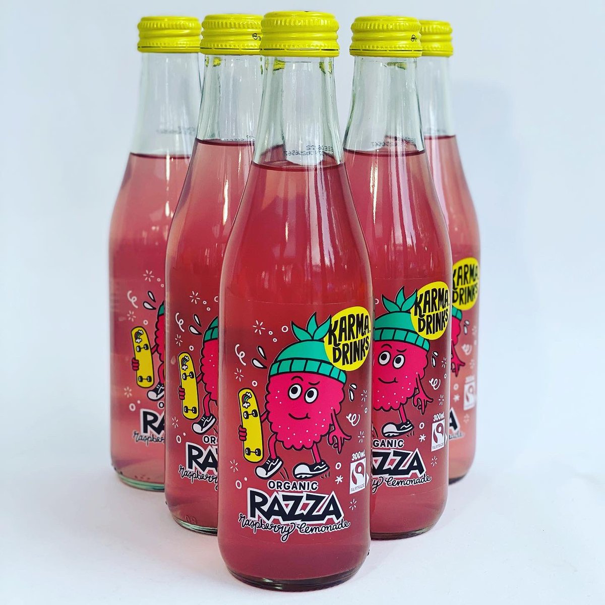 bookgiftblogger's tweet image. Have you tried these #organic and #ethicaldrinks from @KarmaDrinks This scrummy #raspberrylemonade is the latest in there #fairtrade range of drinks. From zingy #gingerale to #cola and #orangeade they’re on a mission to do good. Go on, give ‘em a try