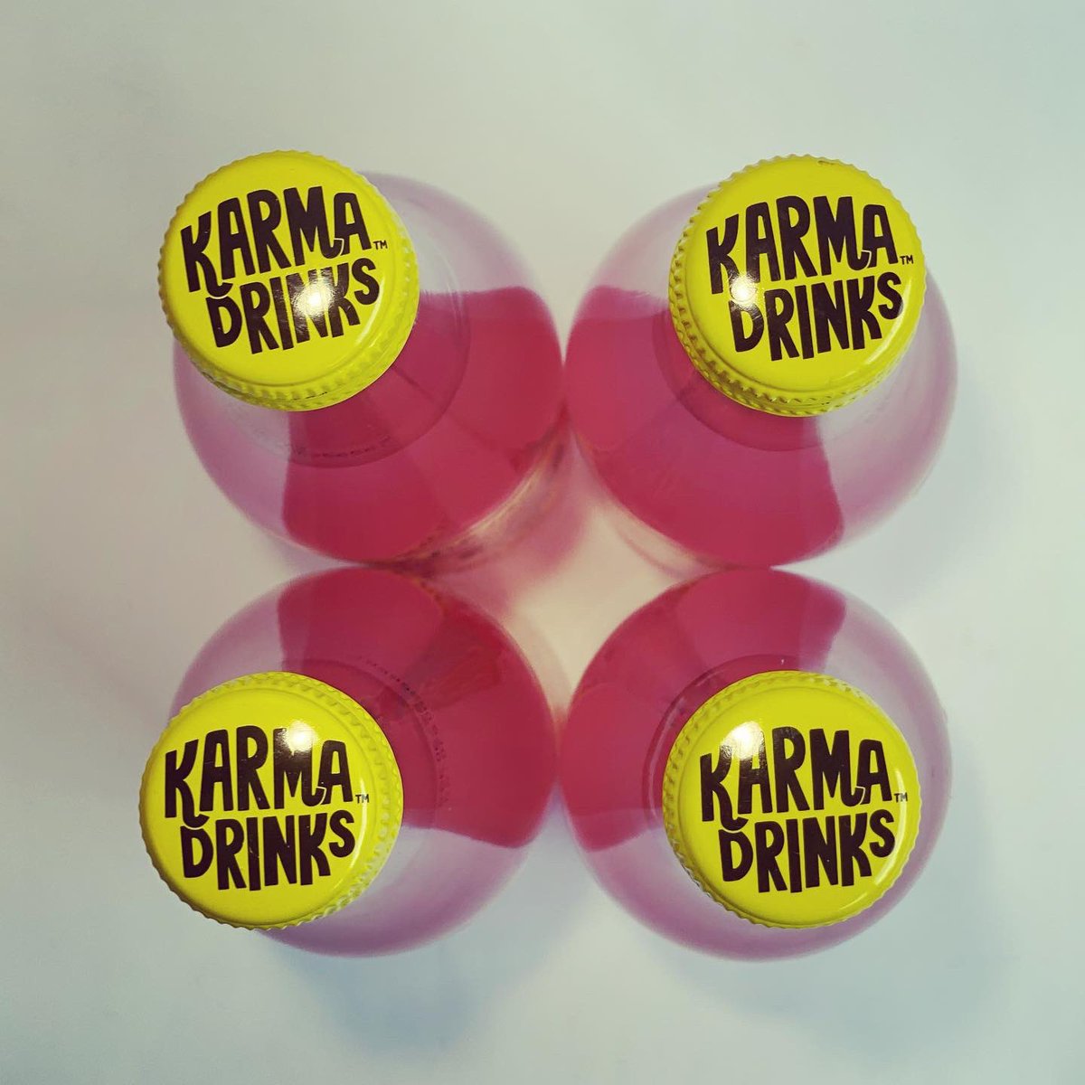 bookgiftblogger's tweet image. Have you tried these #organic and #ethicaldrinks from @KarmaDrinks This scrummy #raspberrylemonade is the latest in there #fairtrade range of drinks. From zingy #gingerale to #cola and #orangeade they’re on a mission to do good. Go on, give ‘em a try