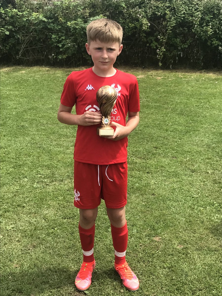 brookertfc's tweet photo. Great tournament win for the boys today ⚽️ https://t.co/GnVT63XxFo