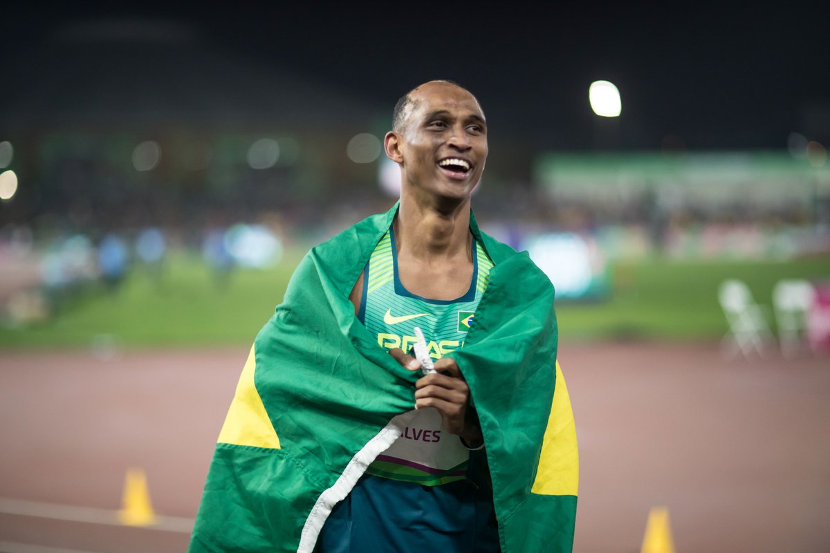 timebrasil's tweet image. É OURO!!!!!! 🥇🇧🇷🏃‍♂️

Alison dos Santos (@PiuzeR) conquistou a 🥇 nos 400m com barreiras da etapa da 🇸🇪 da @Diamond_League💎 

⏱️ 47.34 e mais um recorde sul-americano quebrado!💪

O 🇧🇷 tá para bem demais para os @JogosOlimpicos de @Tokyo2020 🚀🚀🚀