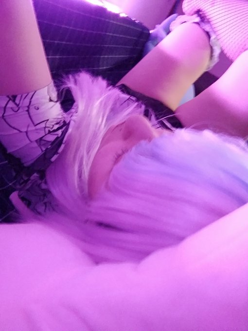 your cute bb💜💜💜 https://t.co/VrZbzjuTNA