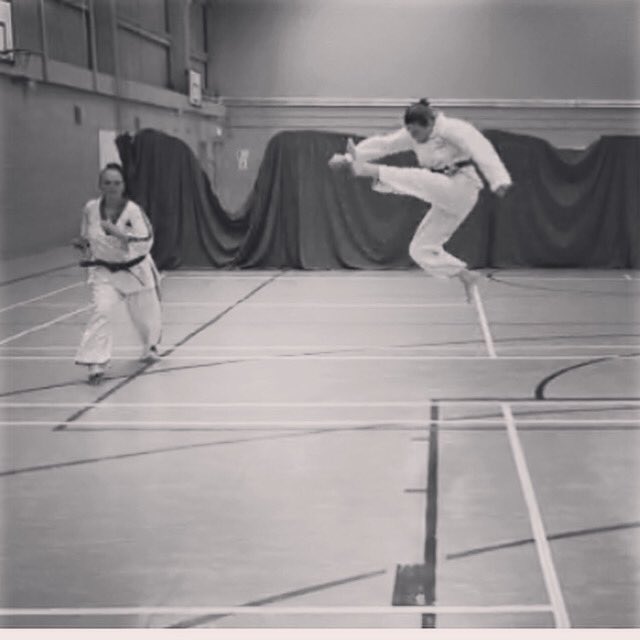 slloydfoxe's tweet photo. Practice makes perfect... jumping kicks 🥋 https://t.co/pzxYaZoDRz