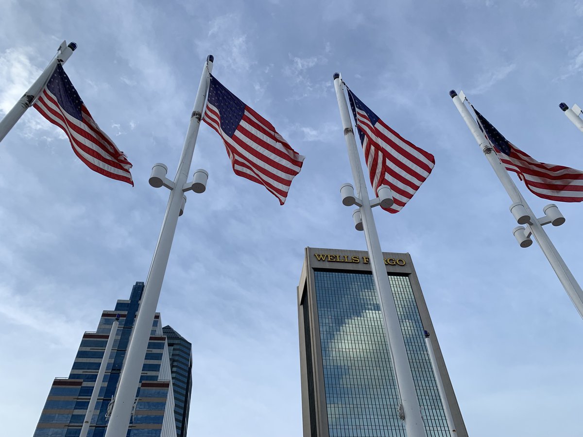 DionMarketing's tweet photo. Happy July 4th! ❤️🤍💙
Let’s celebrate our heroes today for all the incredible sacrifices they made to bring us this day! #independenceday #4thOfJuly https://t.co/iFIhpSwr28