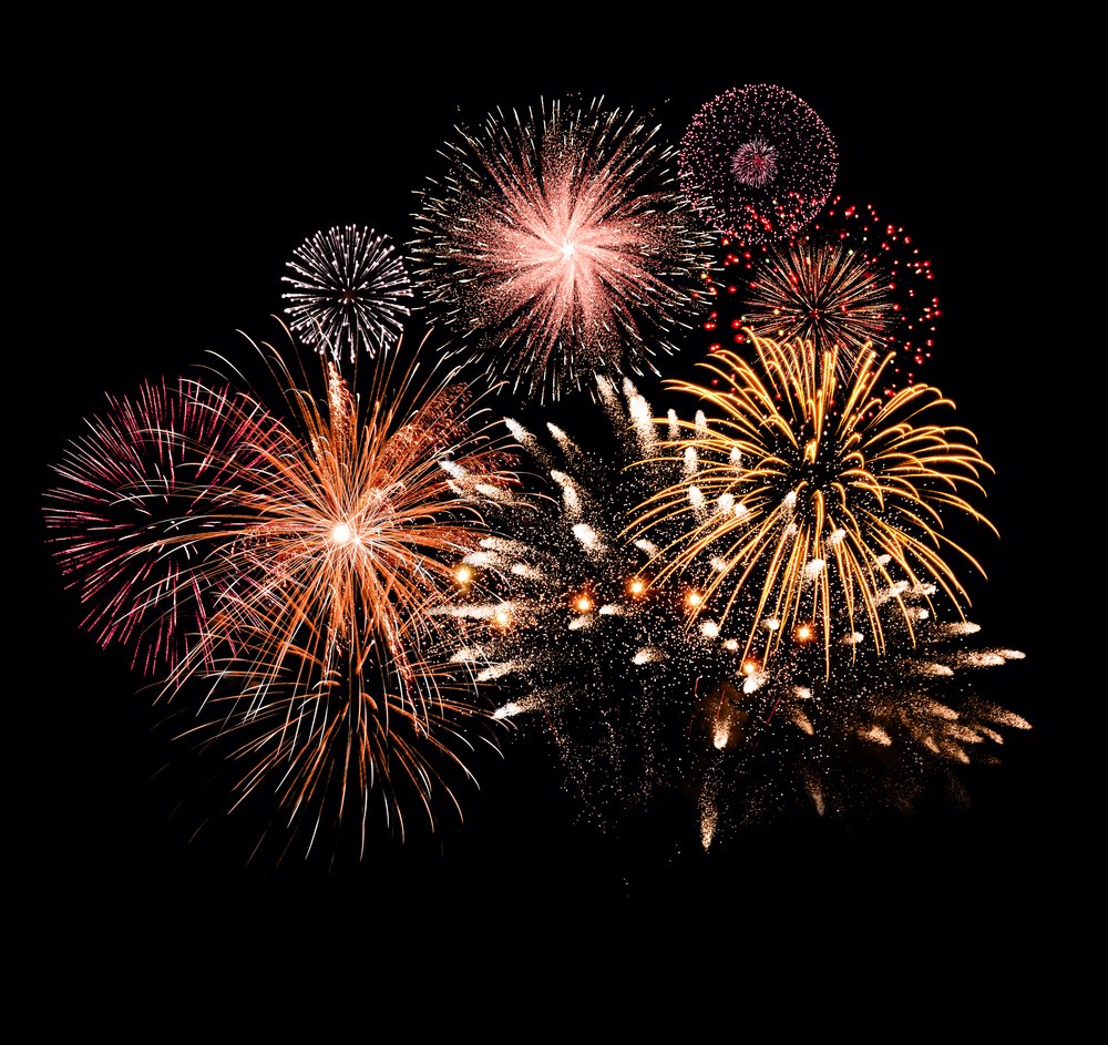 Happy 4th of July! What's your favorite technique to get the best photographs of fireworks? We recommend the Bulb setting, turning off the flash, and selecting mid-range apertures for the sharpest results! #filmcrew #setlife #onset bit.ly/39wSM20