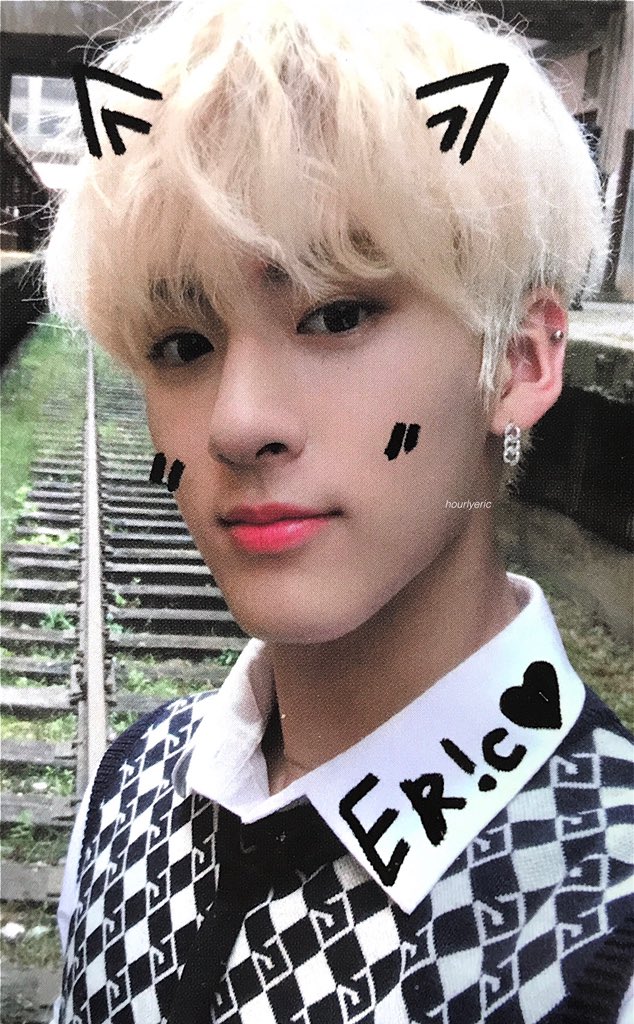 vampsohn's tweet photo. #ERIGI: the iconic photocard!
#TBSD #TheBSelcaDay #DeobiSelcaDay #TheBShot ◡̈ #THEBOYZ #더보이즈 #ERIC @WE_THE_BOYZ @Creker_THEBOYZ https://t.co/EhIyDSjbTm