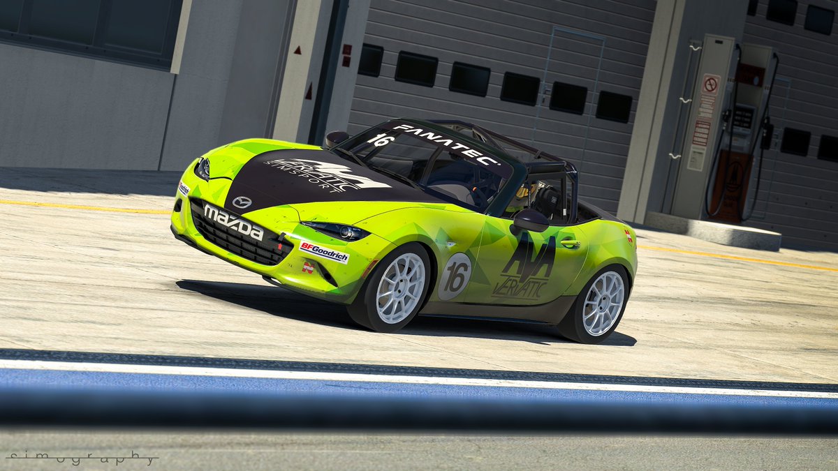 AvaSimsport's tweet photo. The first pit stops are through. Bastian and Dirk are currently in P1 and P2. 
Dirk just had a small contact with a GT3 and had to let Bastian go.

2.5h to go!

🔴LIVE!🔴https://t.co/XCBlXjwHtr

📸@simography_ https://t.co/2SHIiiNmQN