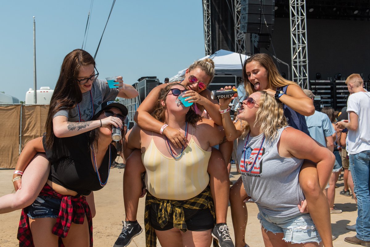 Big Country Bash tweet media