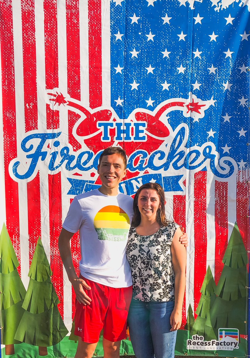 chris_beeth's tweet photo. #Nisswa Firecracker Run #RunUpNorth https://t.co/QoY4LWKpzU