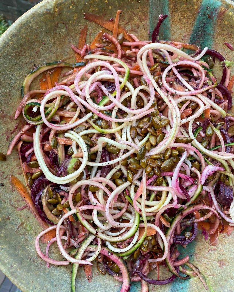 CleanEatsFast's tweet image. Happy Fireworks and Family Day. May it be filled with fabulous food and fun. 

“No one is free until we are all free.” MLK 

#storyofmytable #onmytable #ourfoodstories #hautecuisines #scrumptiouskitchen #makeitdelicious #eatprettythings #show_me_your_foo… ift.tt/3jHjiLd