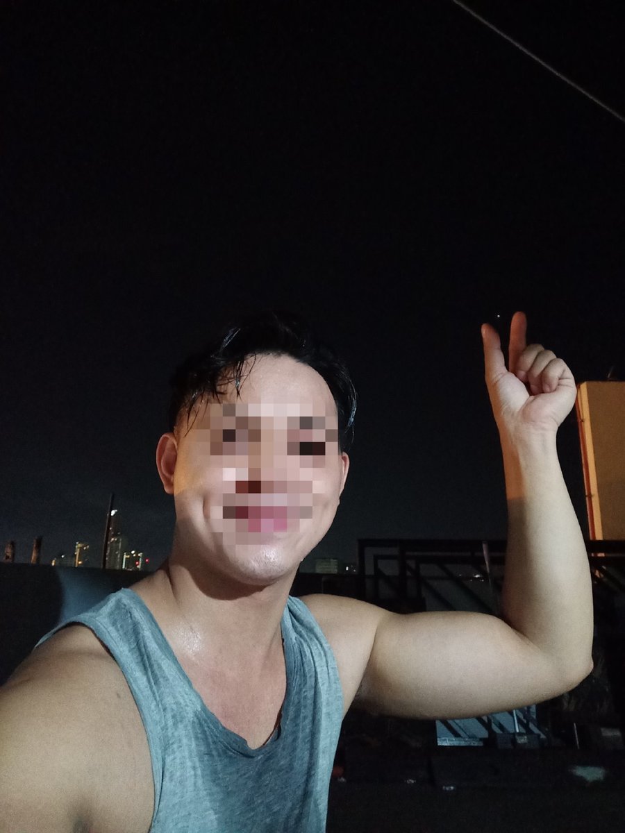 Finn435's tweet photo. My witness on tonight's suffering. Wala si moon ngayon.

#myStar https://t.co/rx0TEdGT0x