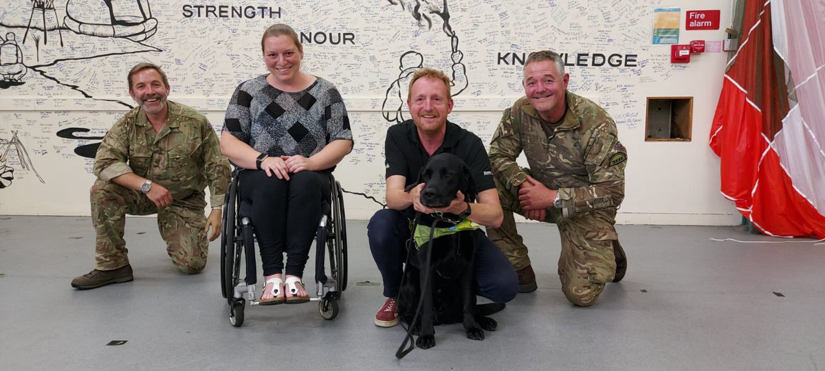 FreddieGuidedog's tweet photo. The students @RoyalAirForce made us very welcome yesterday as we spoke to them about #Resilience and overcoming #Adversity. Good luck on your own journeys. Contact @thedriveproj or @Blesma about the #MakingGenerationR. ๐พ๐ถ๐พ๐ถ @guidedogs @jamie_weller https://t.co/FieyFYjgEh