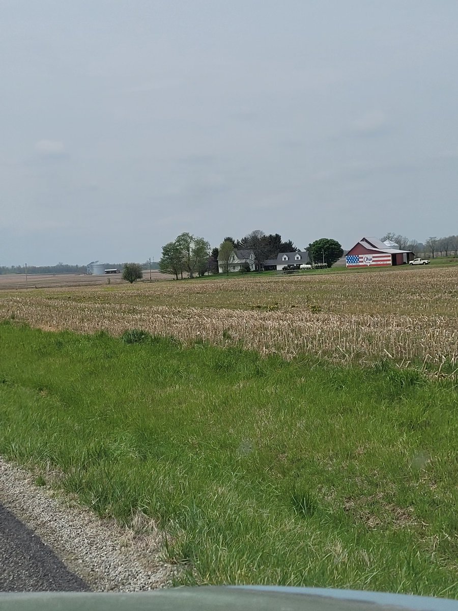 JGtrvlr's tweet photo. I drove from WA to OH this spring. America is diverse in so many ways. #America #Ohio #4thofJuly Happy Birthday America https://t.co/X0z114GxD3