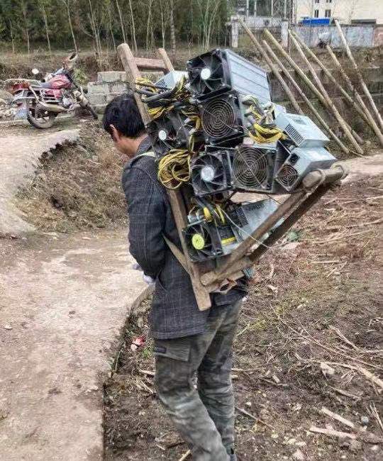 bigmagicdao's tweet image. The great mining migration