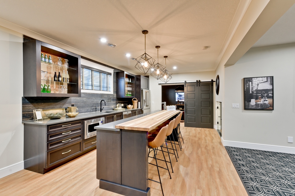 alvescustom's tweet photo. Hot days call for a cool basement…
#CustomBuilt #FamilyBuilt #AlvesBuilt https://t.co/66I0S9KX9f