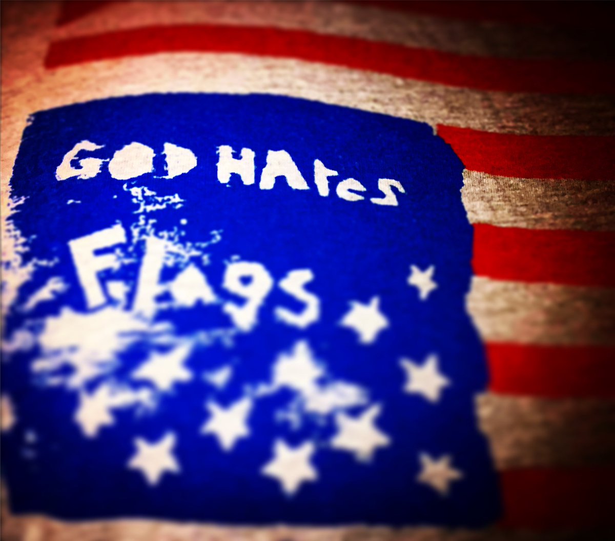 BrokenGreat's tweet photo. Happy Fourth, Christian America! Never forget #GodHatesFlags @wearemutts https://t.co/ypumrbHCn8