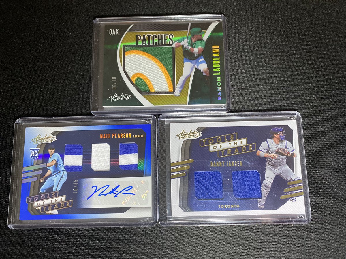 tojaysfan's tweet photo. Really like this year Absolute baseball, even though it doesn’t have the team logos.  #absolutebaseball @CardPurchaser https://t.co/ZRyWpxWDKF