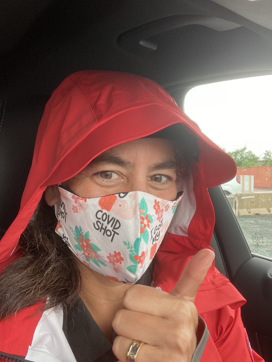 My 2nd shot was not as symptomless as the 1st but I am feeling better today and am full of gratitude for both. Rocking the “I got my Covid shot” mask by <a href="/MaritimeTartan/">maritimetartancompany</a> thanks to @christianflee 😍