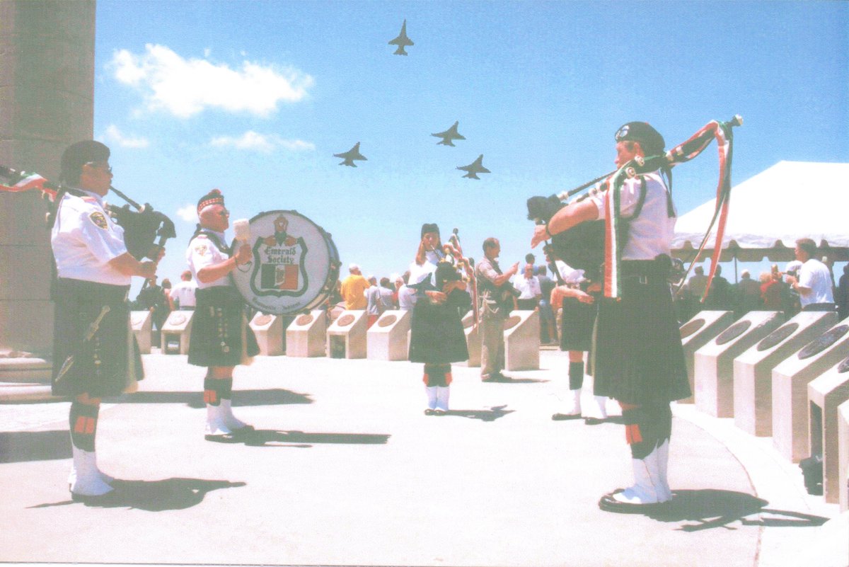 RickBooks's tweet image. Independence Day Freedom Festival, Evansville, IN around 1998. I'm the fat one on the left.