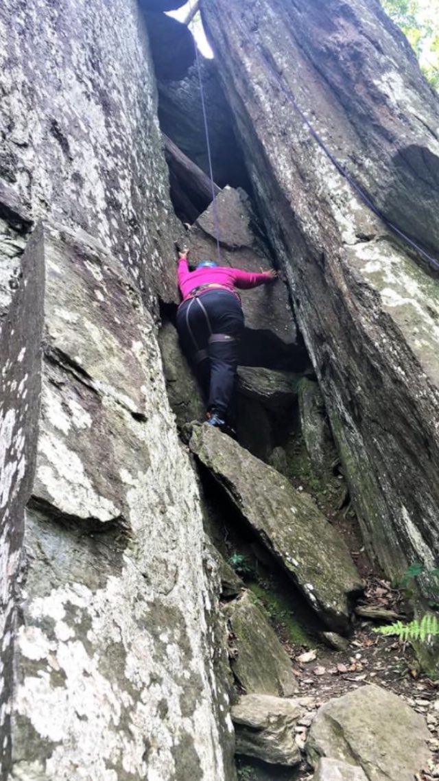 FearlessChix's tweet photo. When you’re a scared badass, you do it scared.

My first time outdoor rock climbing.

#scared #badass #climbing #outdoors https://t.co/d6CSsd34Oe