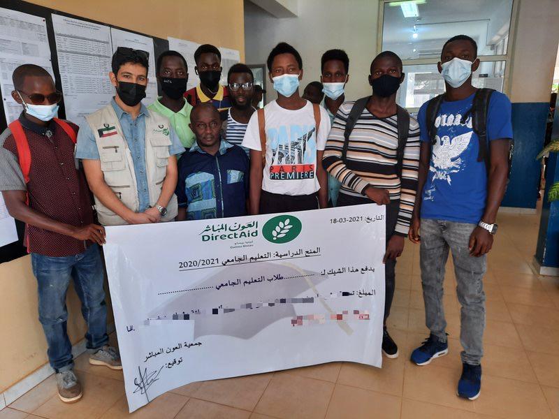 أبناؤنا في غينيا بيساو ومنح تعليمية تم منحها لهم لأحد أكبر الجامعات في الدولة، فرص جديدة ومستقبل جديد لهم باذن الله .. دعواتكم لهم بالتيسير والتوفيق والنجاح🌿 #العون_المباشر
#العون_تعليم
#العون_ايتام