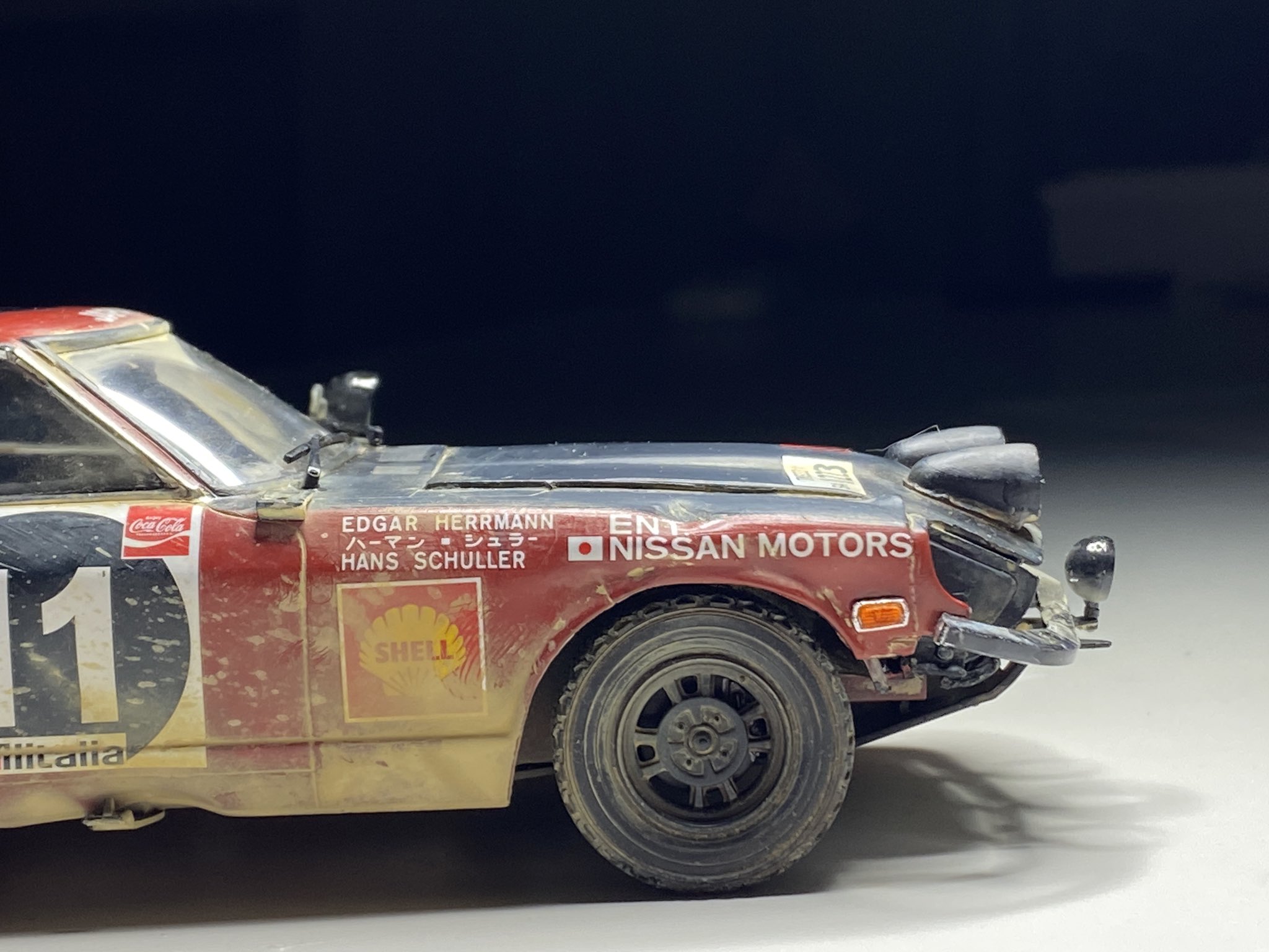 Macca ハセガワ 1 24 Datsun Fairlady 240z 1971 Safari Rally Winner 11 ゴール後のボロボロバージョンです 筆塗りで車仕上げたの初めてでしたがとても楽しかったです でも 仕上げにエアブラシ使ってます T Co Anyhykt19a Twitter