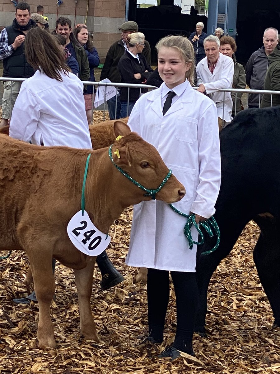 VOGUE TR tweet media