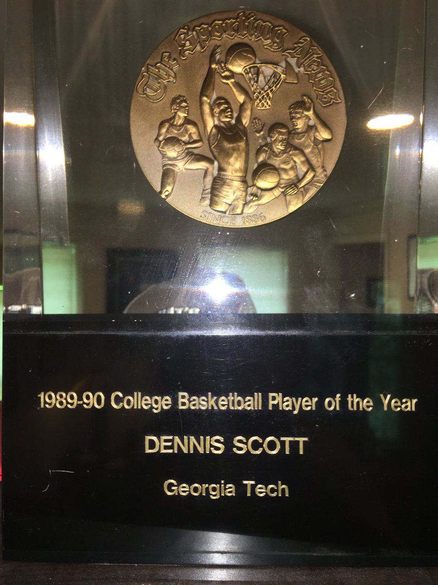 Hey can we get our back pay 💰 #LW3 
Lethal Weapon 3! <a href="/GTAthletics/">Georgia Tech Yellow Jackets</a> 🤔 <a href="/chibbs_1/">Kenny Anderson</a> <a href="/BrianOliver1313/">Brian Oliver</a> 
Go head put them #’s up! 🙄
#NewRulesOldMoney 🤭