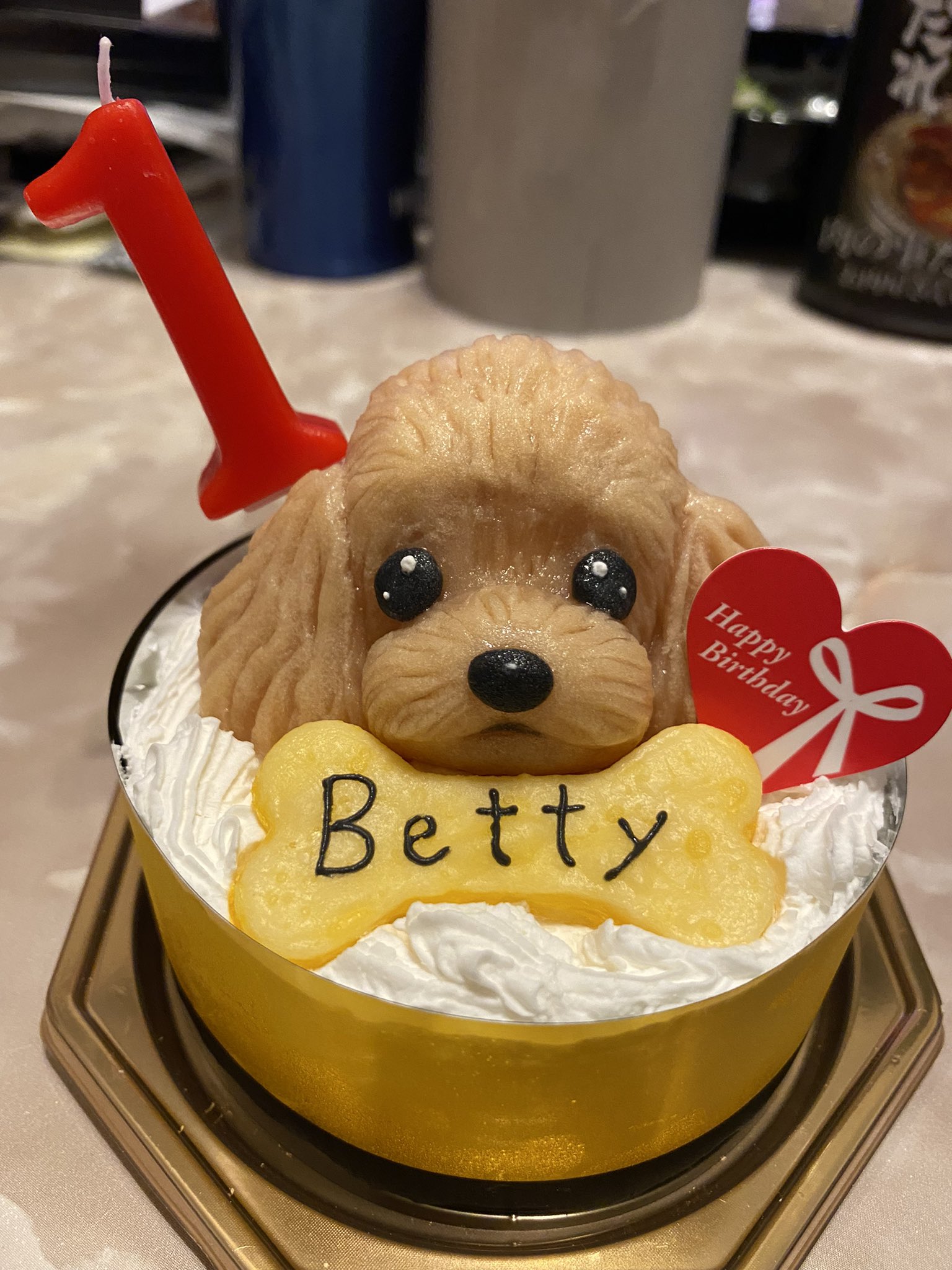 せなぴこ ベティさんのお誕生日会した O ﾟ ﾟ O ケーキかわいー 2枚目の写真で作ってもらった٩ ๑ ㅂ ۶ 1歳おめでとう ﾟ これからも健康に育ってほしいฅᗜ ﻌ ᗜฅ T Co Lf7to2ecnr Twitter