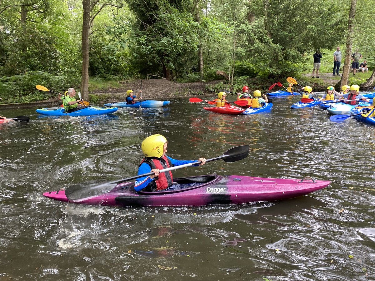 1stbeckenham's tweet photo. The Cubs and Scouts had an amazing afternoon at Pinewood Scout Centre learning how to kayak. Thanks to all the instructors for running such a great session. https://t.co/OlDMNl6WQA