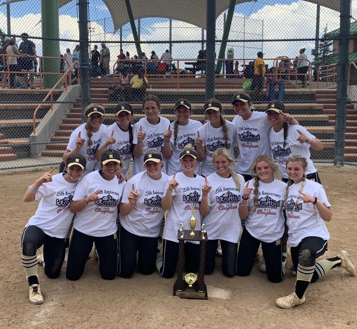 Neb Gold 18s-National tweet media