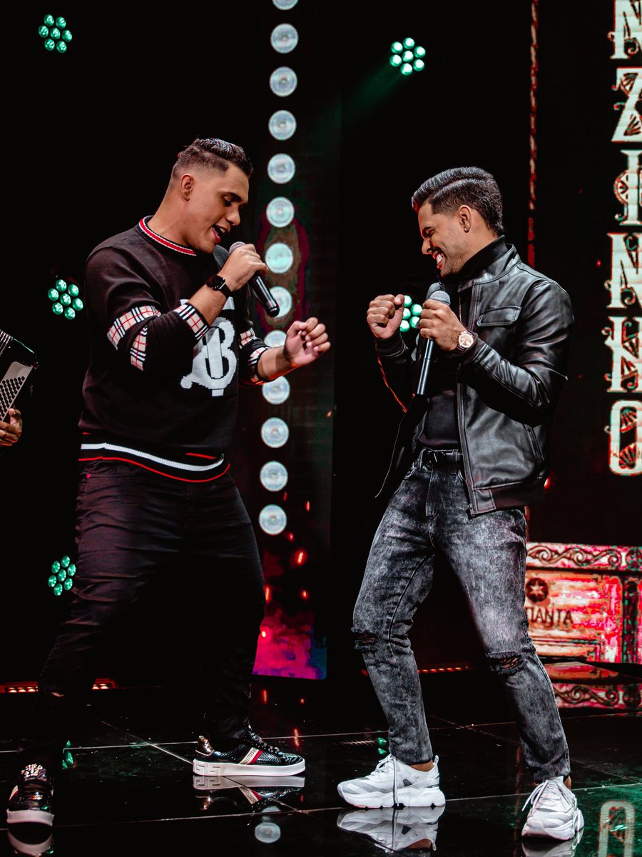 MoraesLuanzinho's tweet photo. Já ouviram o nosso HIT? 💥
#TôcomSaudade disponível em todas plataformas de áudio. 🎵
É Luanzinho e Josué! 🔝 @josuebomdefaixa
#Piseiro #PiseirodoAmor #Luanzinho #JosuéBomdeFaixa #DeusnosProteja https://t.co/P4SIXcPCwP