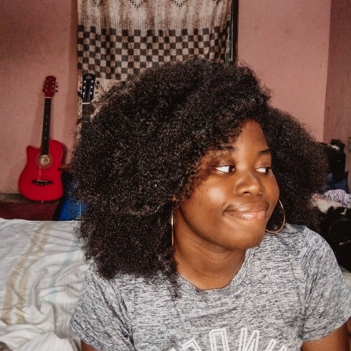 thetaiwoajayi's tweet photo. Shey you have seen a beautiful girl today?
#Abbafinishwork
#Goddeycreate
#beautyweydeyburstbrain
#notawig
#allmyhair https://t.co/7nLjXtL9UZ