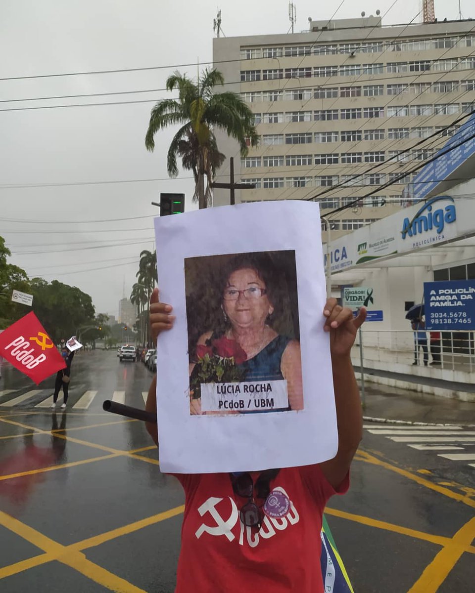 ptpb13's tweet photo. De todas as intervenções que denunciaram o genocídio em curso no Brasil, no ato #3j do último sábado (3), a mais sensível foi a que trouxe a presença de todos e todas que perderam a vida para a Covid-19.
🖤 #ForaBolsonaro #forabolsonarogenocida #PTdaParaiba #luto #lutamos https://t.co/NgSXkAC0QH