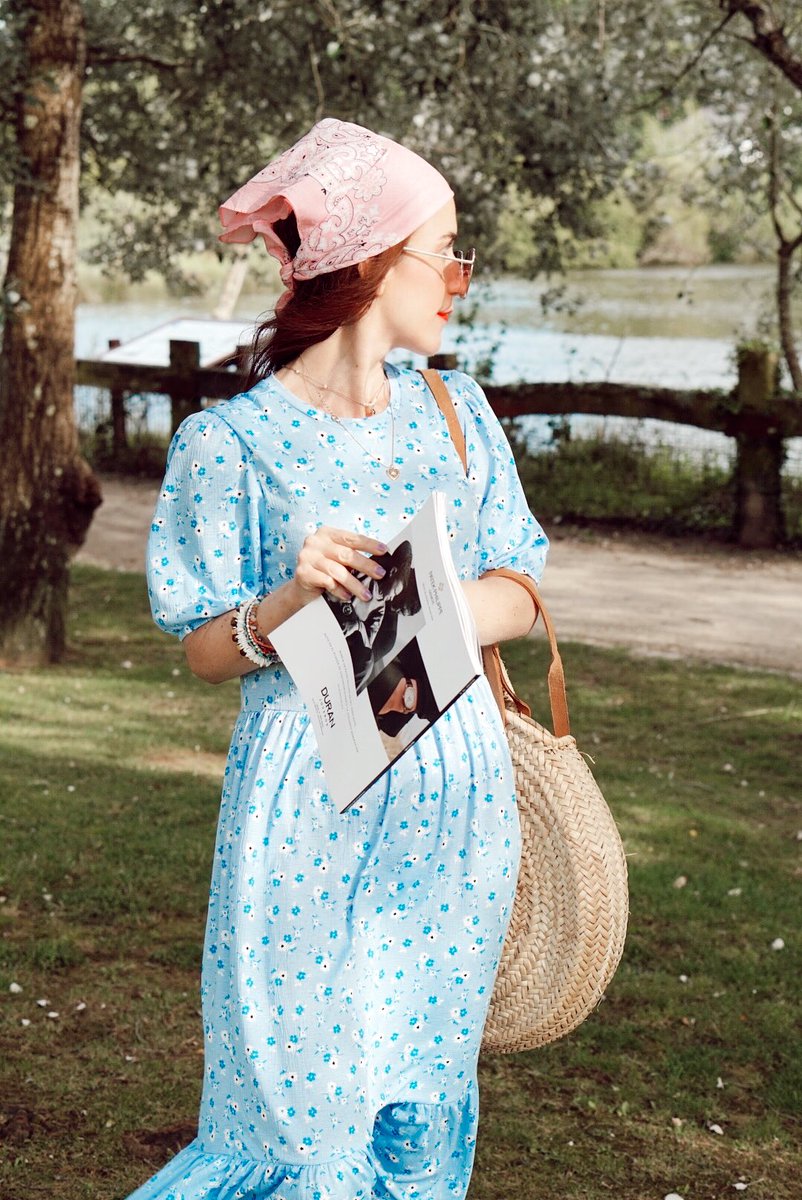 Qué ganas tenía ya de verano, domingo de desconectar de verdad  🏜 ¡y qué bien sienta! 
Pronto os enseñaré más sobre este look...
Gracias <a href="/SPENDINmagazine/">SPEND IN</a> por la edición de primavera-verano llena de entrevistas, cultura, moda, viajes...📖💙
¡Feliz domingo amores!
#fashion #OOTD