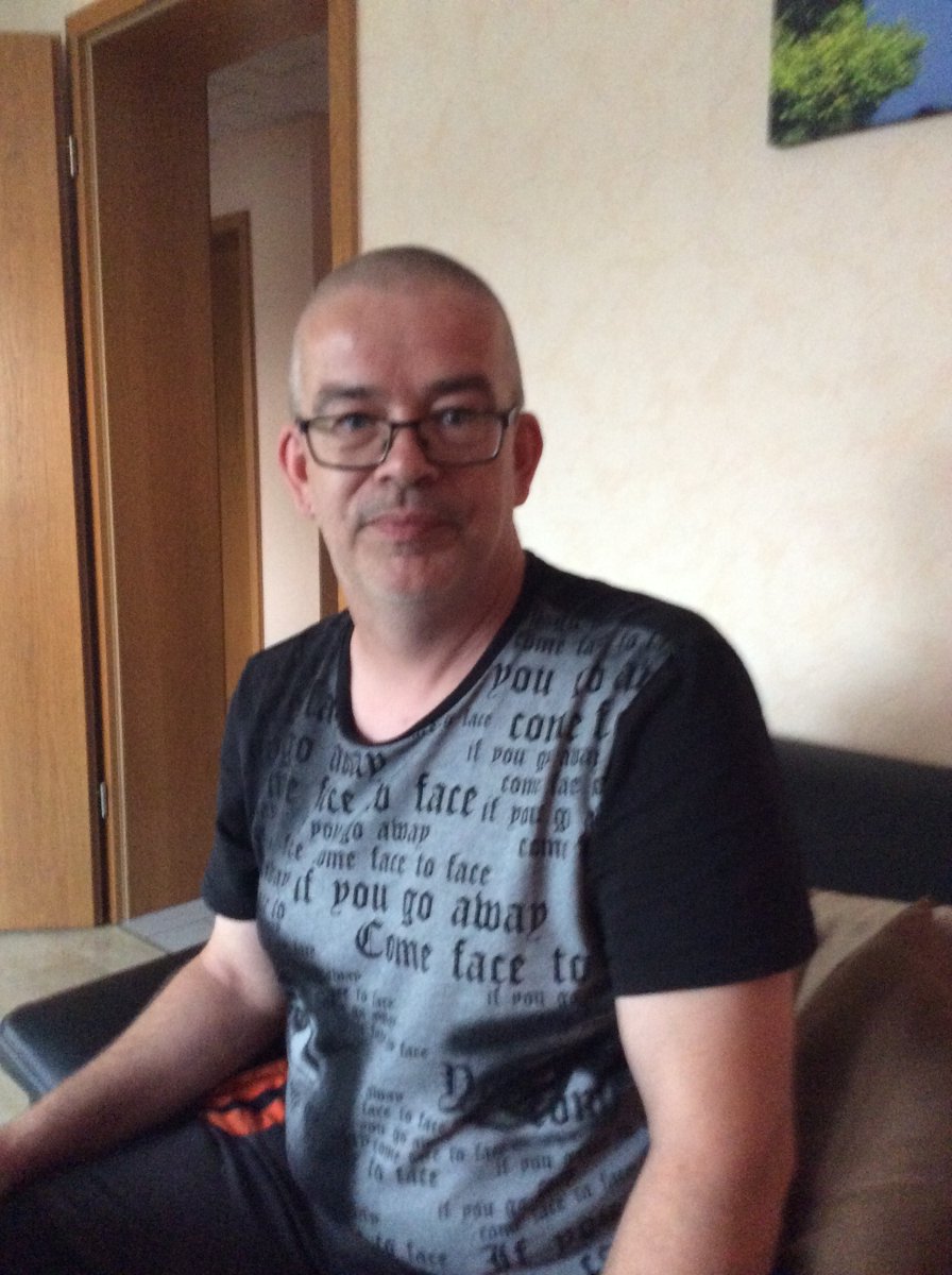 beckersstef's tweet photo. wer will mal lachen #bartlos #dreitagebart
beide Fotos aus 2014 das linke aus dem August das recht vom November https://t.co/hjSL6Yq8UH