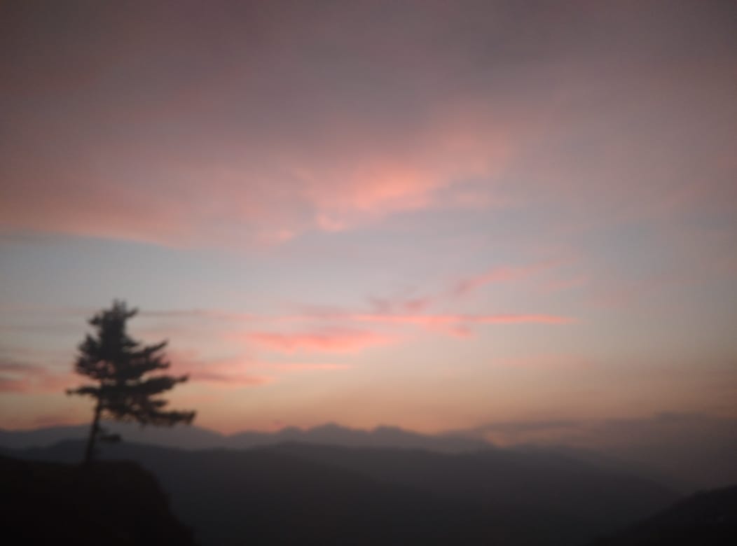 panda_ish______'s tweet photo. .....and it's getting blur with every passing moment. https://t.co/VtJoSmE1s3