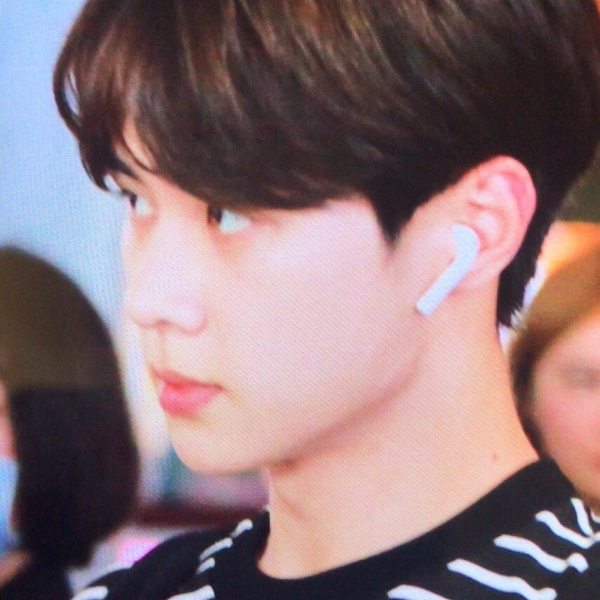 tiny____kun's tweet photo. 🍥 #钱锟 #KUN https://t.co/YcTTKPgLvd