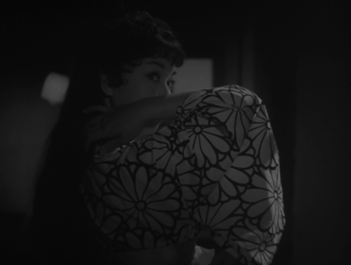 RachelMyGod's tweet photo. #TopJunio #Top3Cine #TopCine
1. Warlock (Edward Dmytryk, 1959)
2. The Private Lives of Elizabeth and Essex (Michael Curtiz, 1939)
3. Odoriko (Hiroshi Shimizu, 1957)
Extra: The Carpetbaggers (Edward Dmytryk, 1959)
Aquí el resto: https://t.co/AgRKqUrcXD https://t.co/JEuzUmAbGD