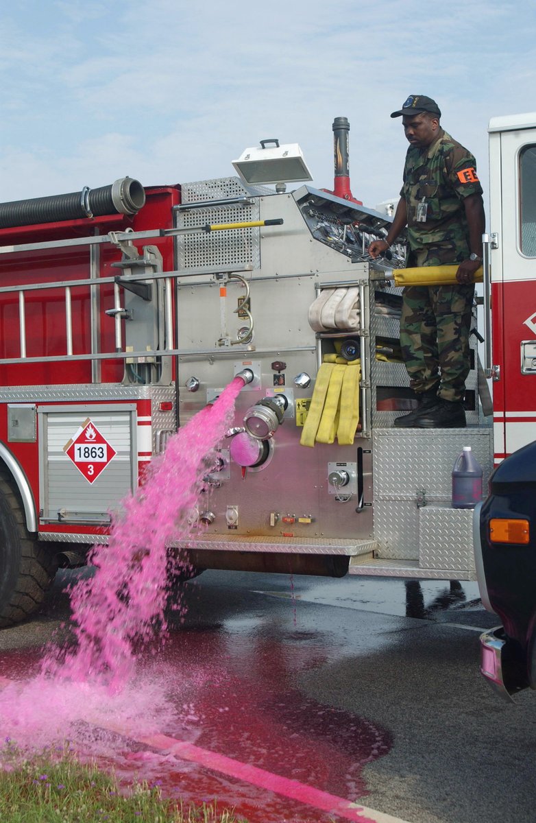 FirefighterWil2's tweet image. US Air Force (USAF) Technical Sergeant (TSGT) Anthony Downs, a fireman assigned to Shaw Air Force
#firefighter_feuerwehr #firefighterforlife #femalefirefighter #volunteerfirefighter #AustriaGP #SGDQ2021 #LoserPalooza #stayblackout #wildlandfirefighter