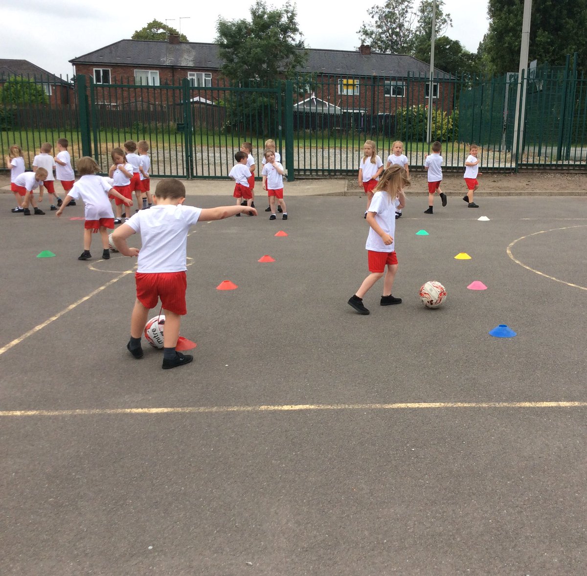 fm_foy's tweet photo. Sports Day! A snapshot of before, during and after! 😁😁🏃‍♀️🏃‍♂️@LowtonJIPrimary https://t.co/lONbC3xS8J